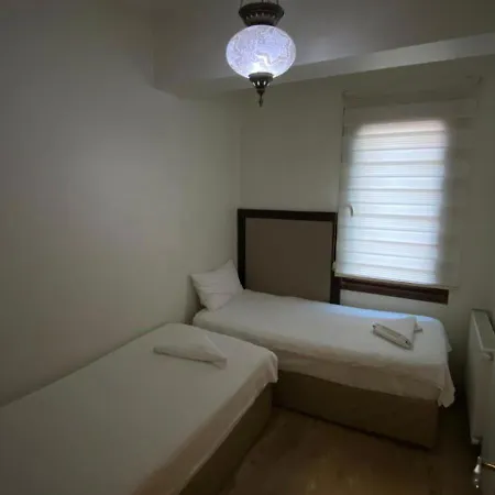 Otel Beyaz *