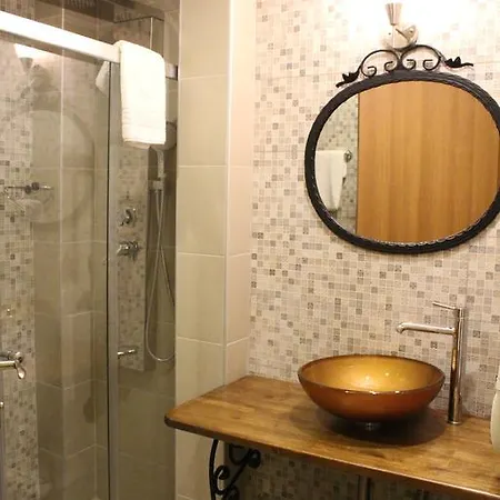 Beyaz Hotel