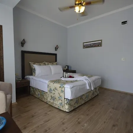 Otel Beyaz