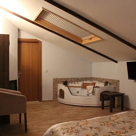 Beyaz Hotel